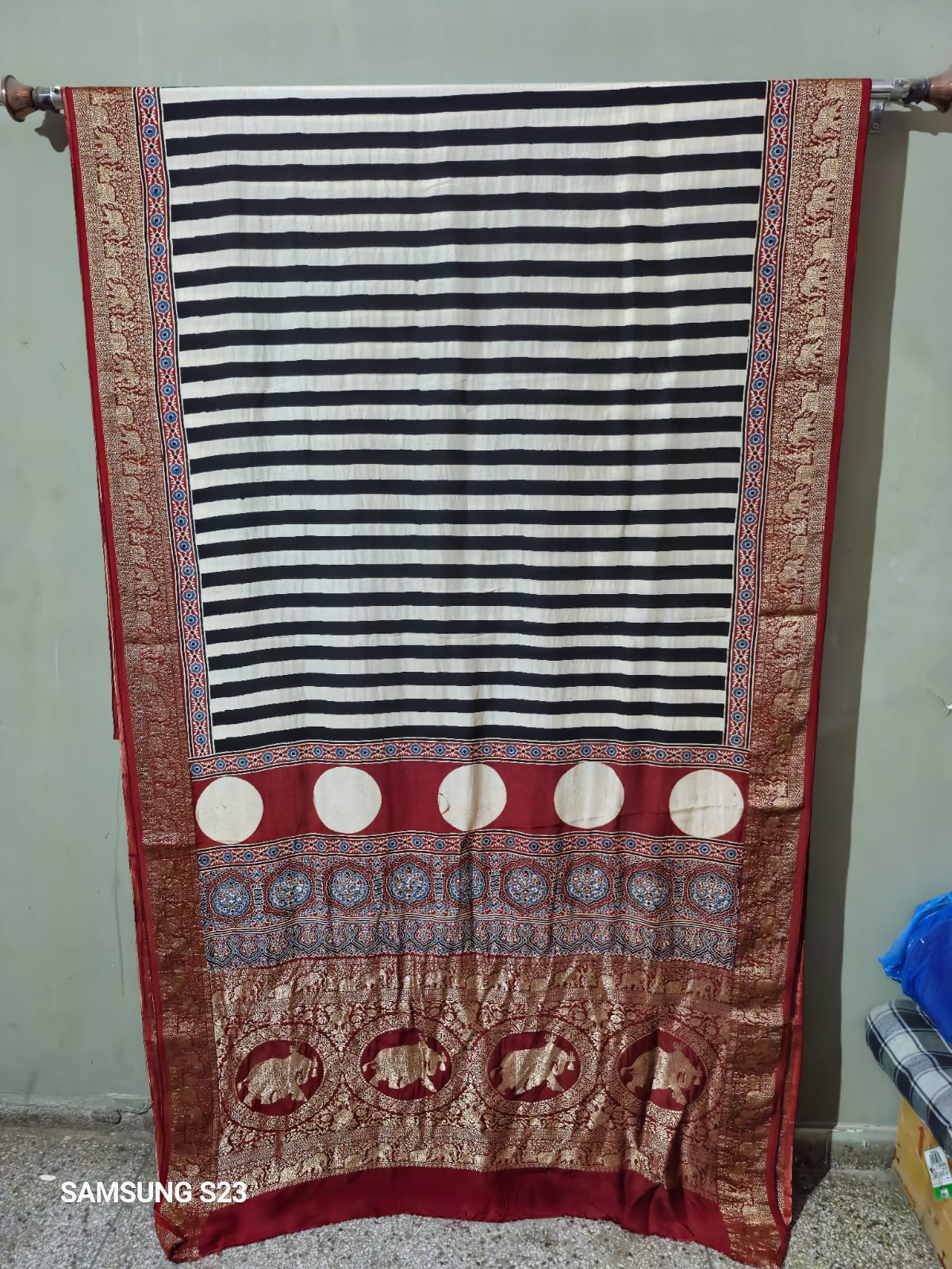 Dola silk saree